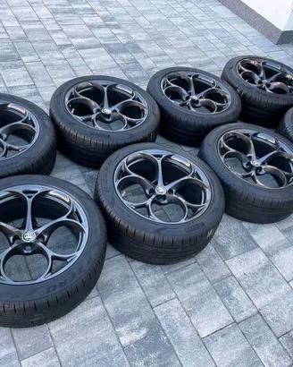 LLANTAS ALFA ROMEO 20