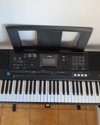 Tastiera Yamaha PSR E-473