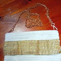 Borsa di filo a uncinetto di vari colori