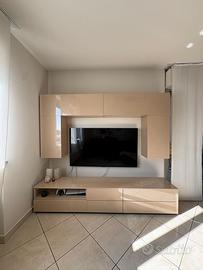 Mobile soggiorno moderno con pensili sospesi -200€