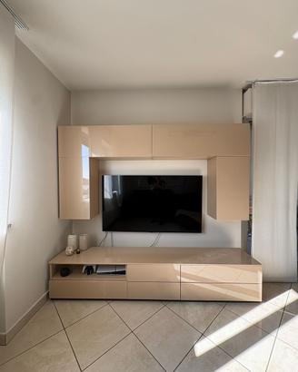 Mobile soggiorno moderno con pensili sospesi -200€