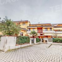 Appartamento con giardino