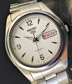 Seiko 5 Automatic