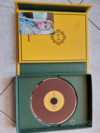 Mamamoo Yellow Flower