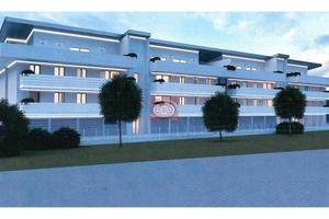 Appartamento di 140 m² con 4 locali e box auto a C
