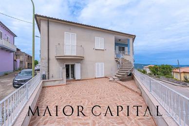 Luras | Appartamento panoramico in posizione centr