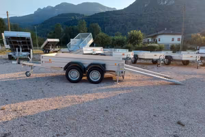 Carrello rimorchio auto trasporto macchinari
