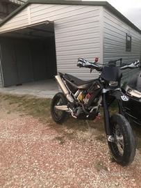 Motore Husqvarna 511 smr con 15 ore