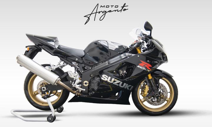 Suzuki GSX R 1000 K4