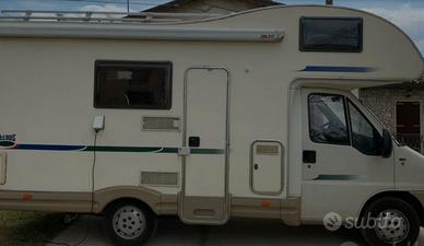 Camper mansardato full optional pronto a partire