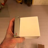 D28G03-01 CUBETTO applique vetro bianco