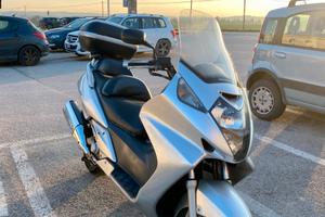 Scooter honda silver wing 600 anno 2003