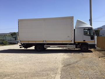 Iveco 80 adr con pedana