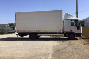 Iveco 80 adr con pedana