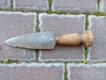 antico coltello scagliatore