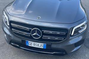 Mercedes glb 200d 4matic