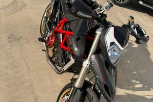 Ducati Hypermotard 1100s