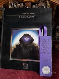 Volume vintage misteri Fantasmi+segnalibro esoteri