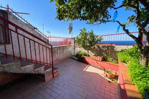 3 LOCALI A FALCONARA ALBANESE