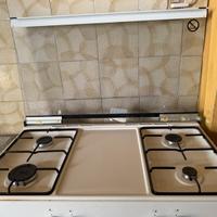 Cucina a gas con forno  DE LONGHI