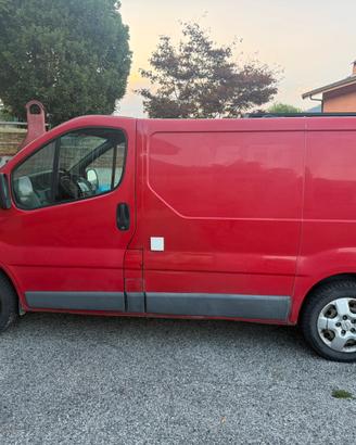 Opel vivaro 2.0