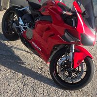 panigale v4