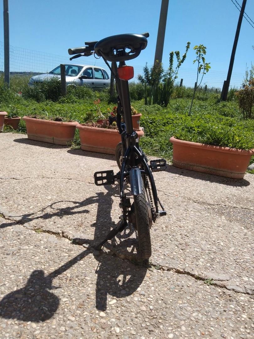 Bici elettrica pieghevole con tutti gli accessori - Biciclette In vendita a  Chieti