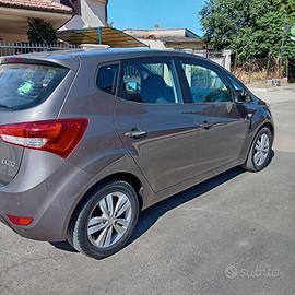 Auto hyundai i x20