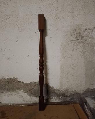 20 colonne in legno ringhiera scala