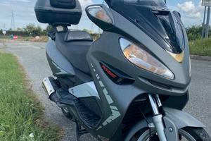 Scoouter madison 250 rs