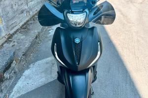 Piaggio beverly 400