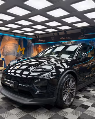 Porsche Macan EV 4S (451)
