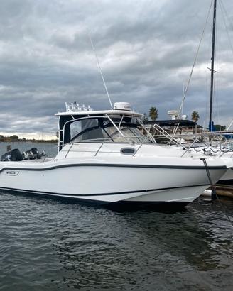 BOSTON WHALER CONQUEST 255+2X300 SUZUKI APX SL