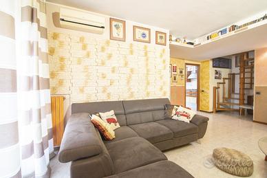 QUADRILOCALE DI 102 MQ!!!