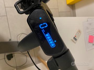 Monopattino ninebot