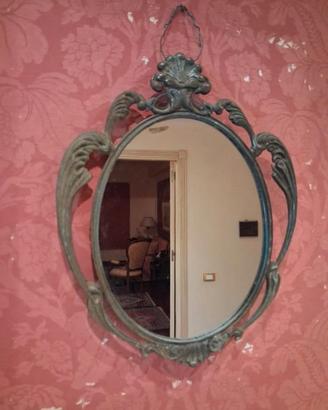 Vintage  specchio antico .materiale peltro