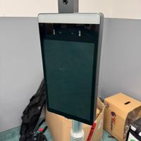 Termoscanner facciale e termometrico