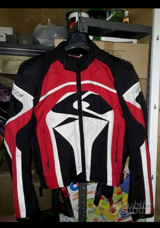 Abbigliamento moto
