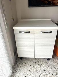 mobile 2 ante con 1 mensola interna