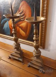 Candelieri in bronzo (coppia) del XVII secolo