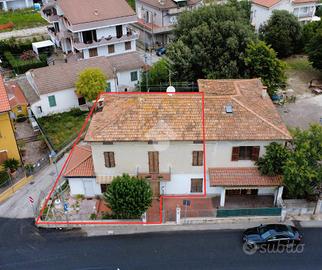 CASA SEMINDIPENDENTE A CIVITANOVA MARCHE
