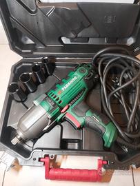 bullonatore a percussione