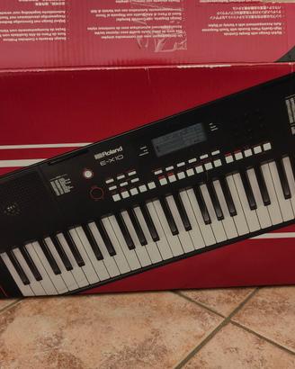 Tastiera musicale ROLAND E-X10 +sgabello e asse