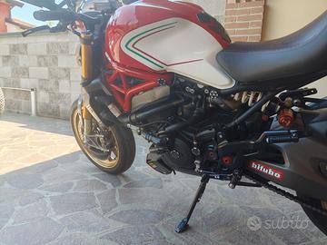 Ducat Monter 1200 SStripe stupendo.