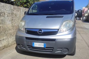 Opel Vivaro 9 posti