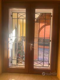 finestra in legno