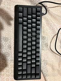 tastiera da gaming meccanica 60% RGB