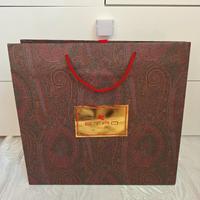 Busta Etro