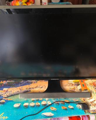 monitor Samsung UHD 28“ 4k 