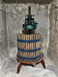 Torchio vintage per uva